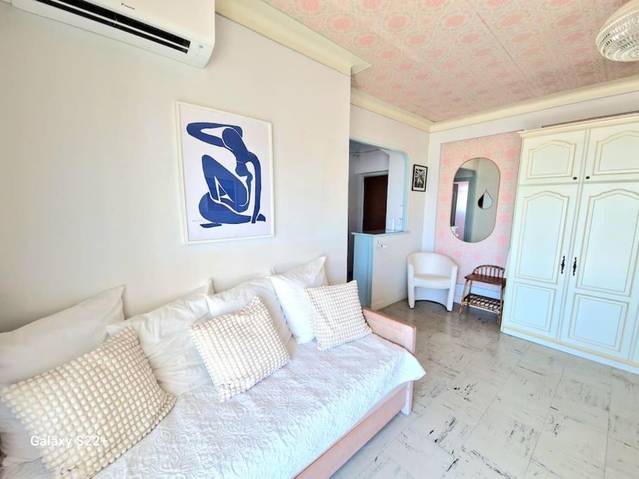 Cozy Studio, Sea View, Old Town, Near Beaches Antibes Exterior foto