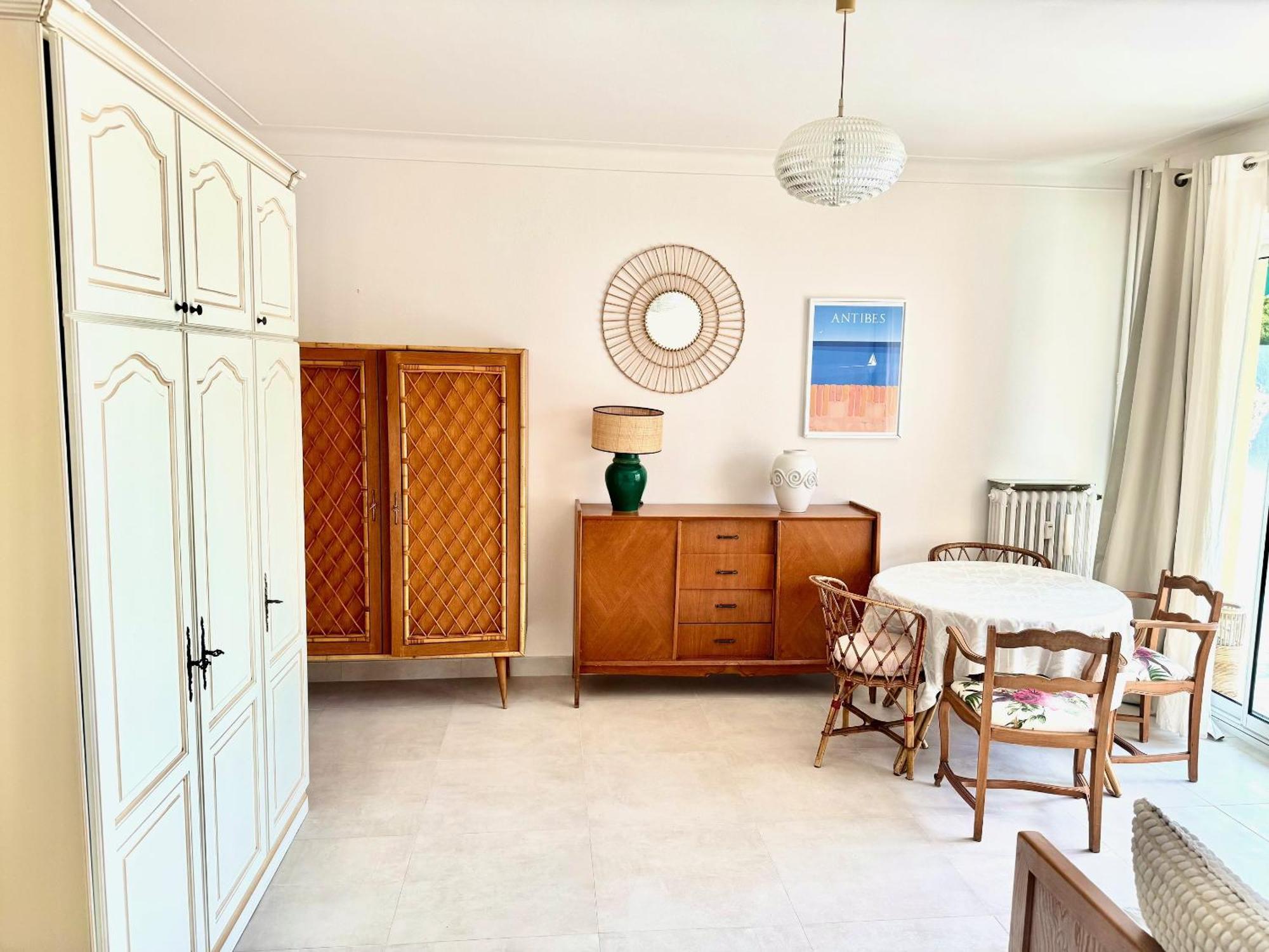 Cozy Studio, Sea View, Old Town, Near Beaches Antibes Exterior foto